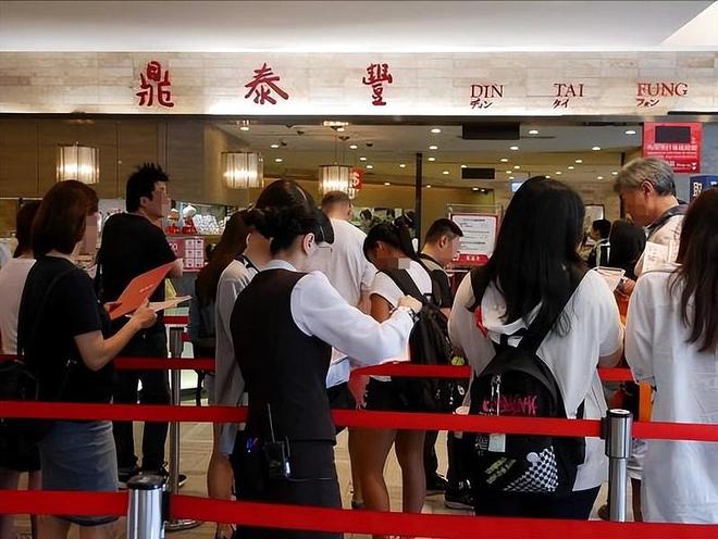 字号跌落神坛曾红极一时如今仅剩14家店麻将胡了模拟器彻底退出！又一53年老(图22)
